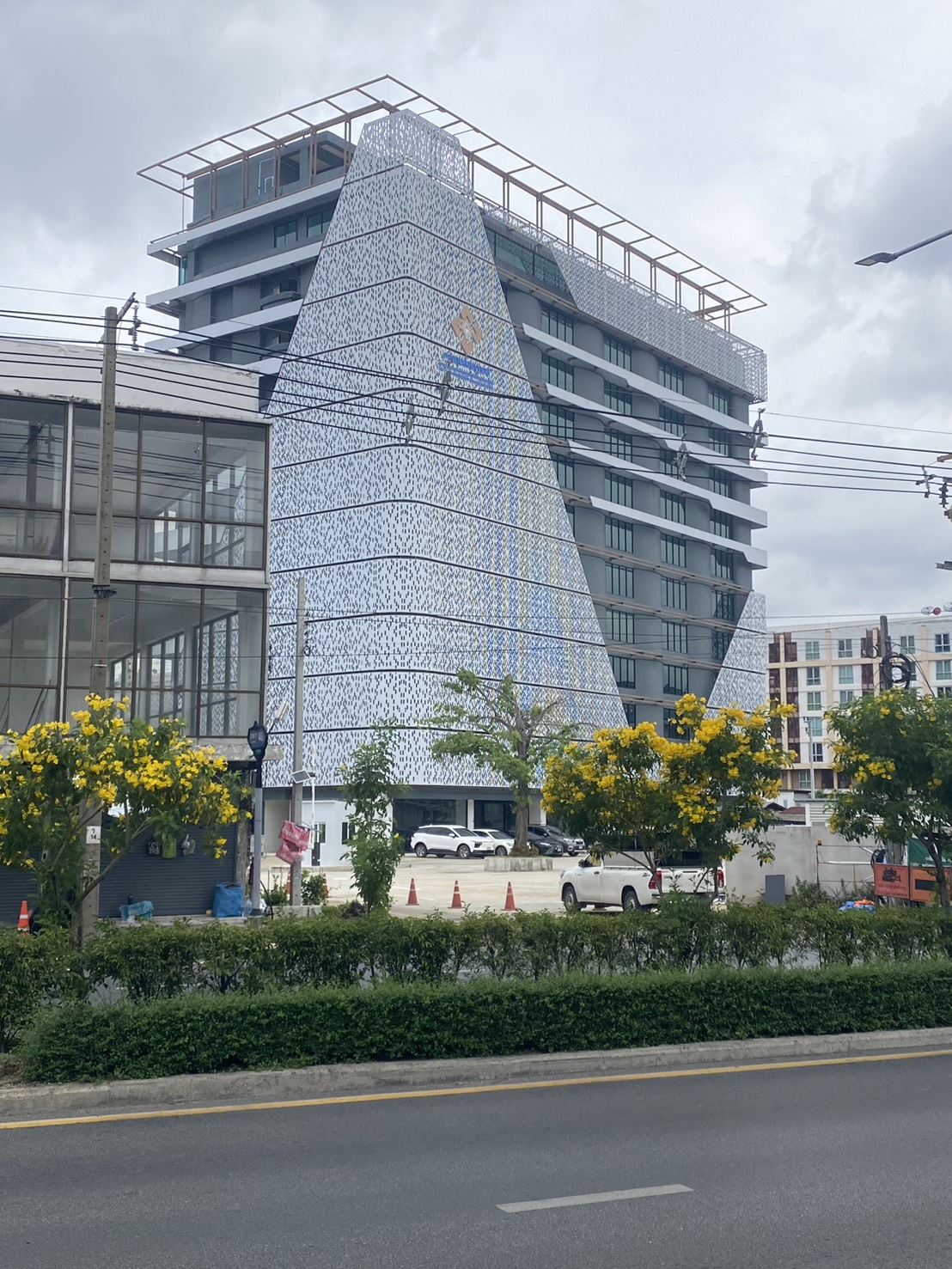 JLYN Office